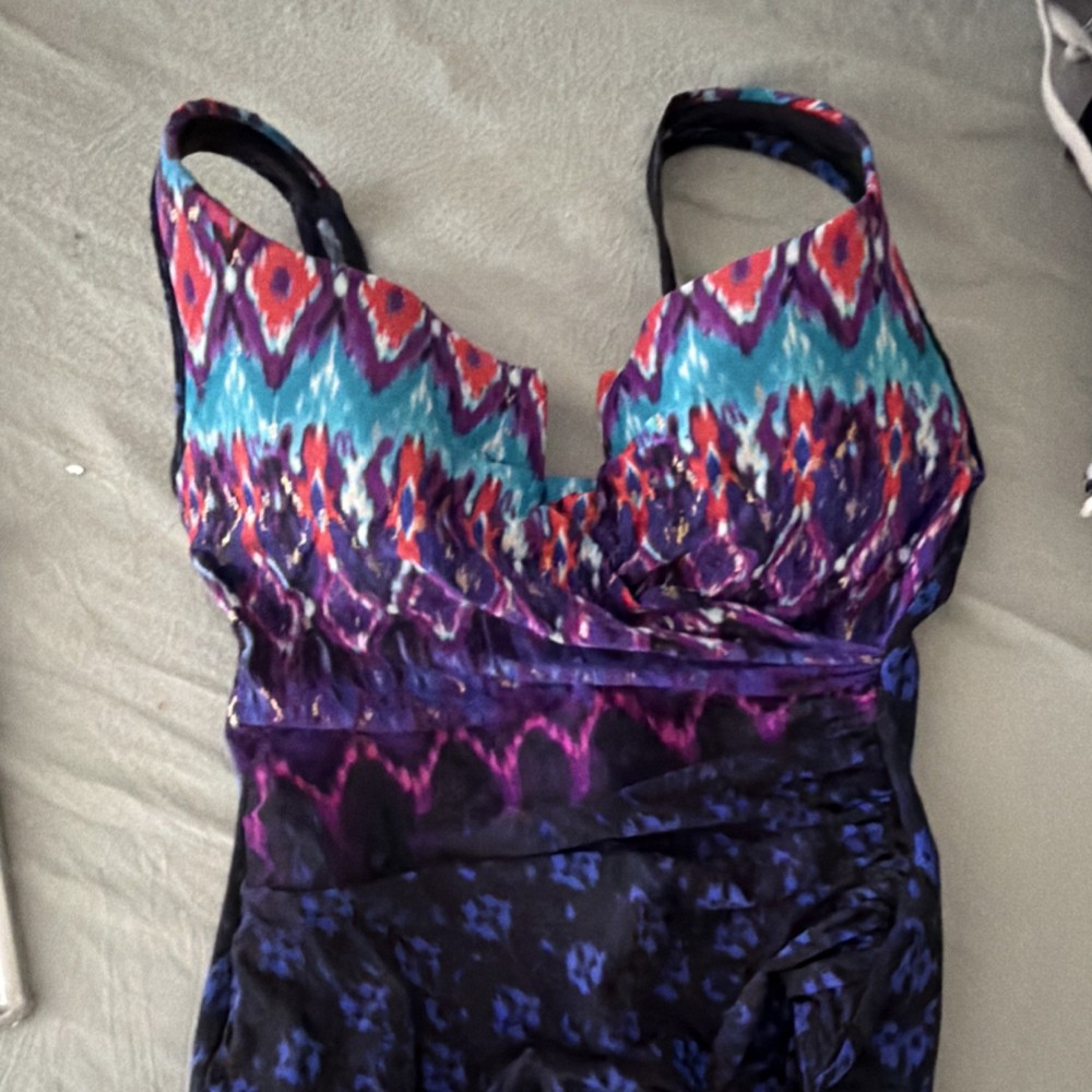 Geometric Multicolor One-Piece Swimsuit for Women, Lined, Stretch, Wide Straps