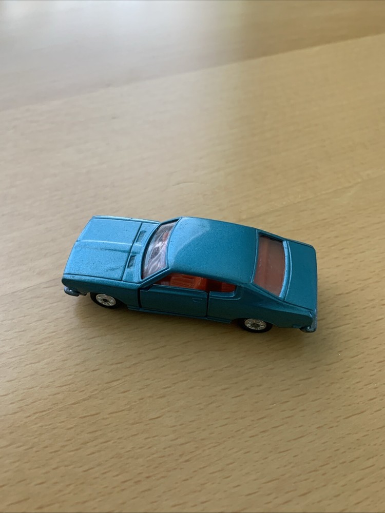 Tomica Bluebird Nissan Car 1974 Diecast