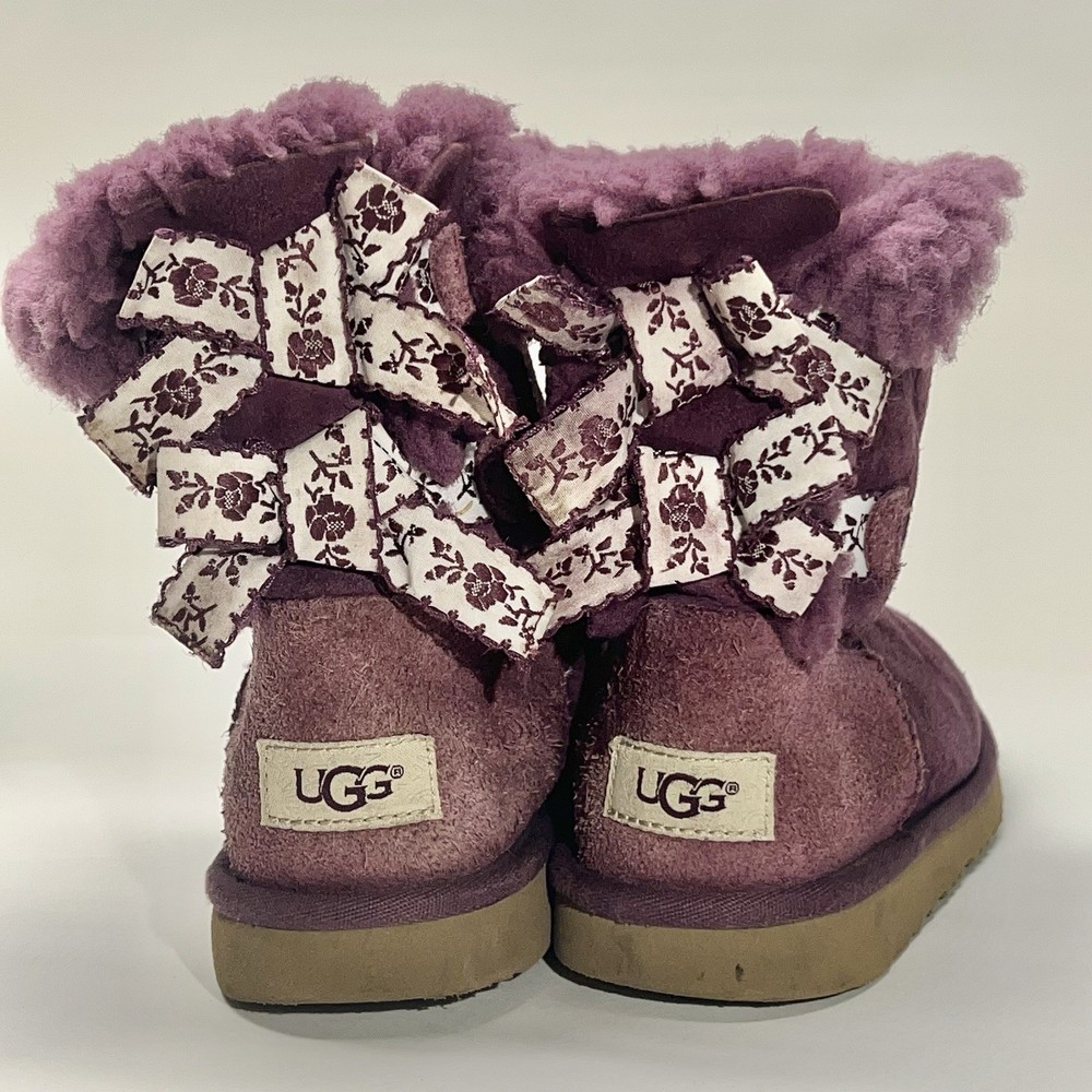 UGG Kids’ Mini Bailey Bow II Classic PURPLE Suede Boots PRE-OWNED SIZE 3