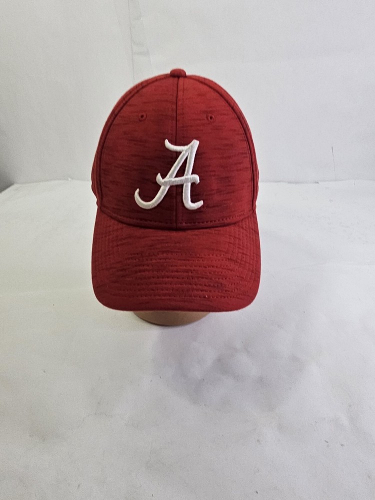 Alabama Crimson Tide Fan Favorite Red Hook Loop Football Cap