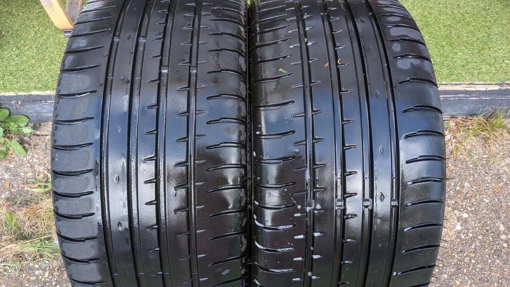 2 Accelera PHI High Performance tyre 235/35/19 Used Tyres. 6 mm Average