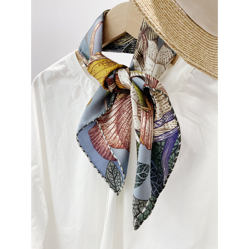 New Boutique 2025 14-Momme Mulberry Silk Square Scarf Delicate Printing 25''