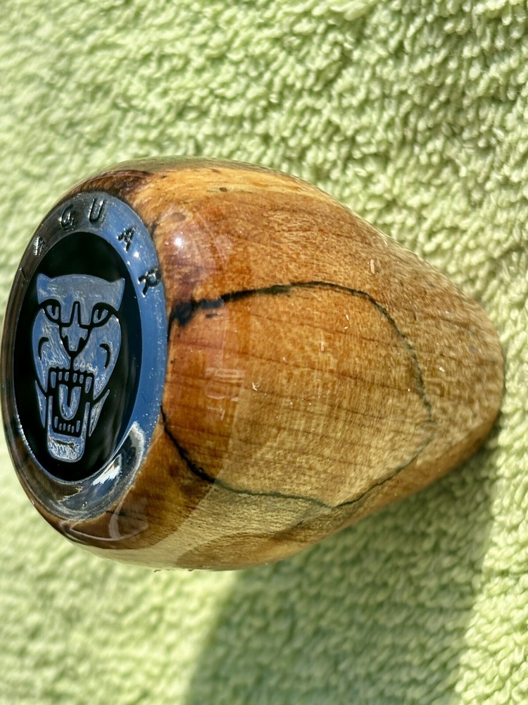 JAGUAR XJ6,XJS,XJ8,XK8,XJR,XKR,XK,S-Type,X-Type,XK Burl Wood Gear Shift Knob