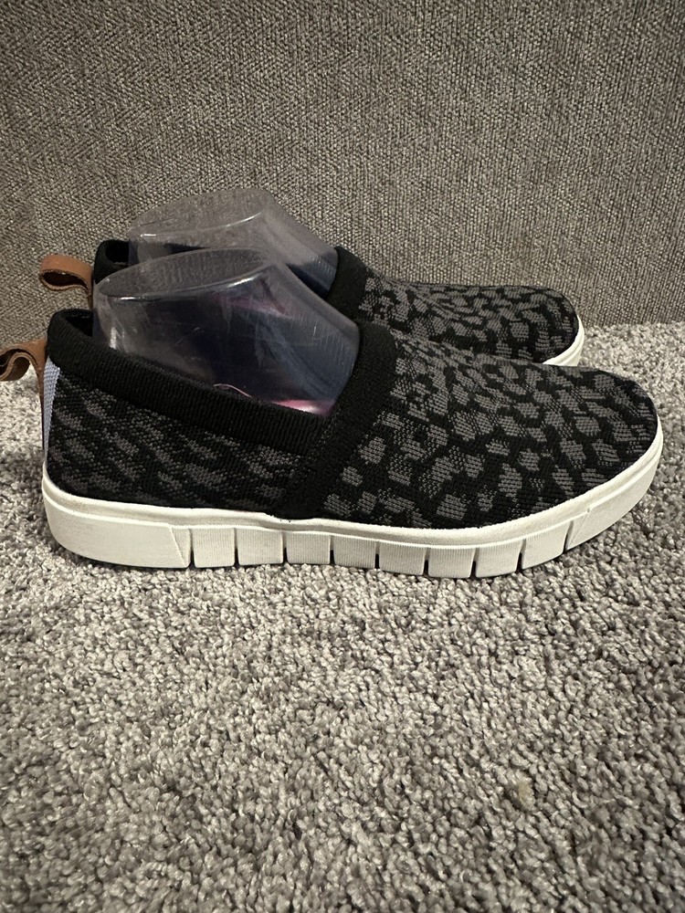 Ryka Women’s Black/Gray Geometric Print Slip On Sneaker Size 8:5 wide