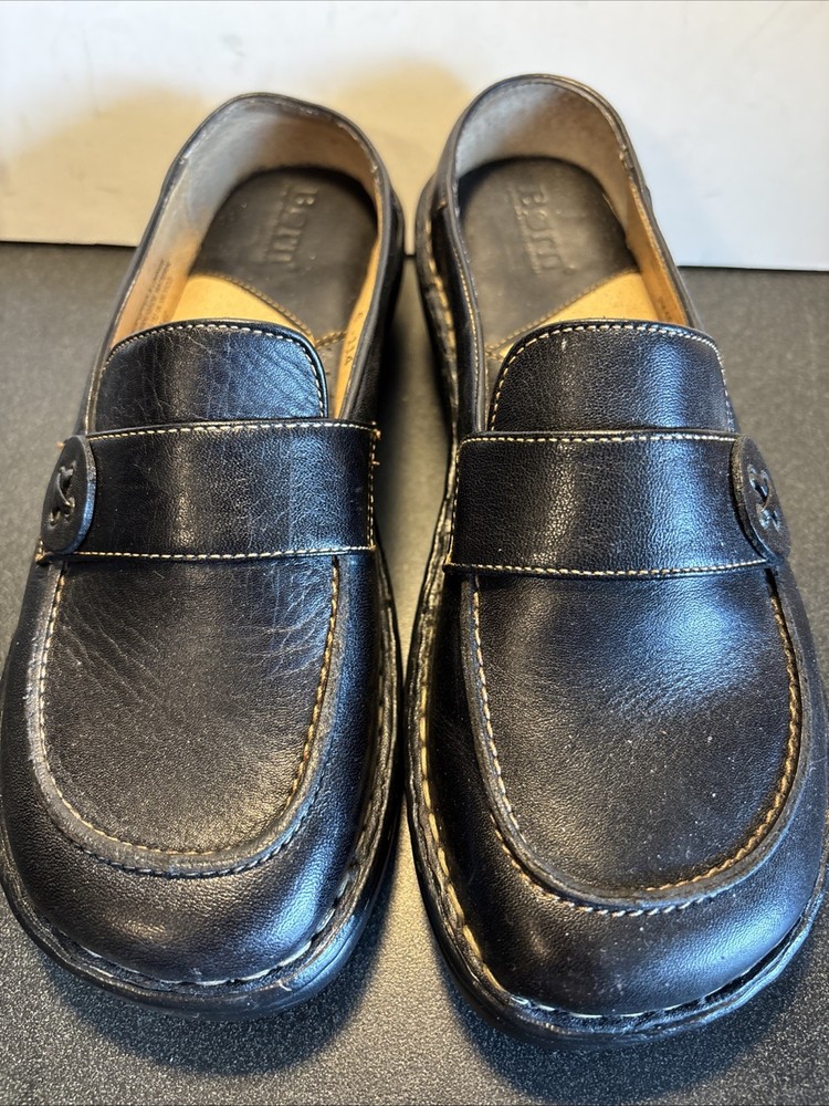 Born Black Leather Slip On Loafer Womens Size 6.5 Square Toe W3953 Button Strap