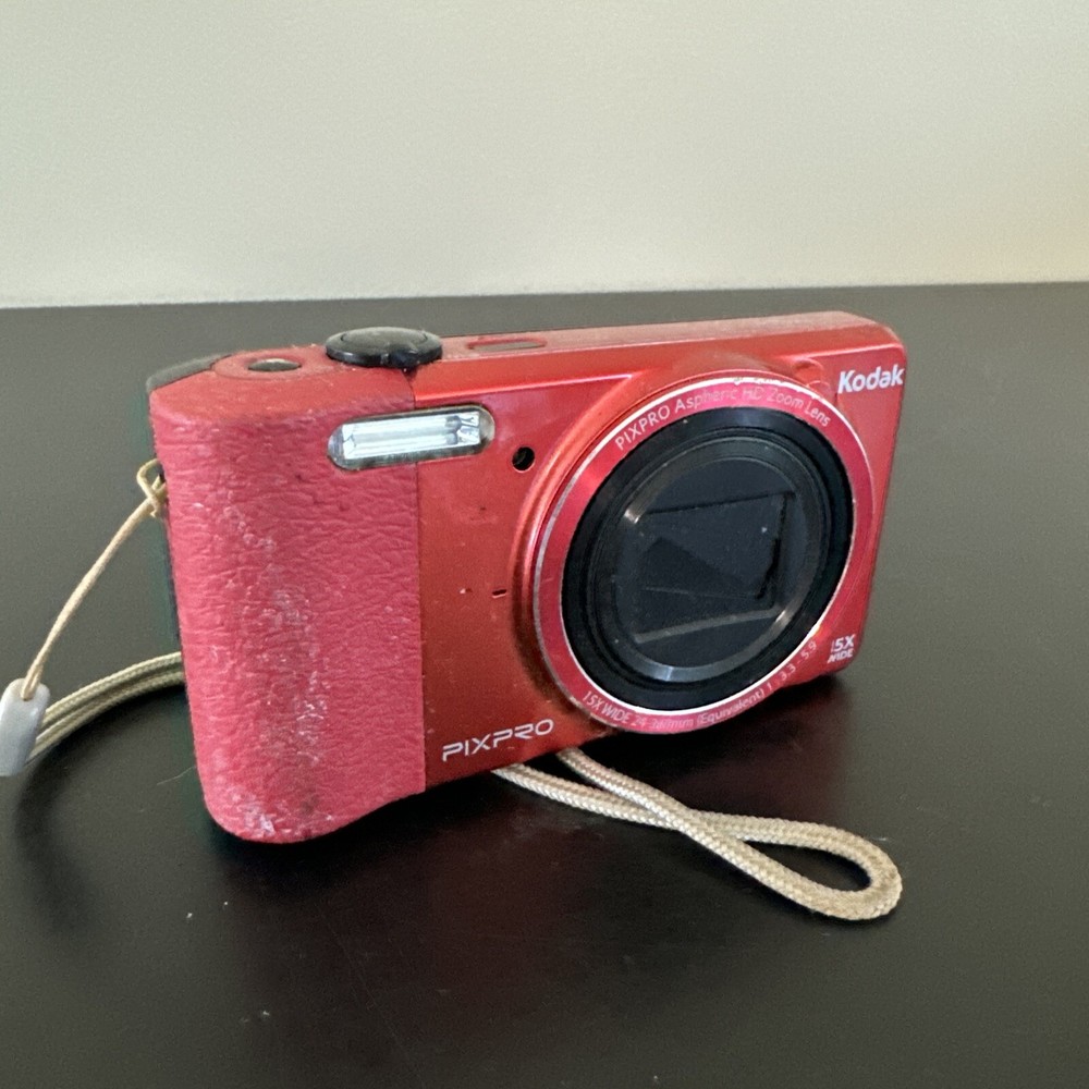 Kodak Digital Camera PixPro FZ151 16.2MP Red