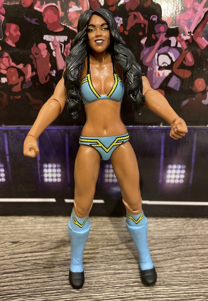 WWE Alicia Fox Action Figure 2017 Mattel Wrestling Sports Girl Toy VGC