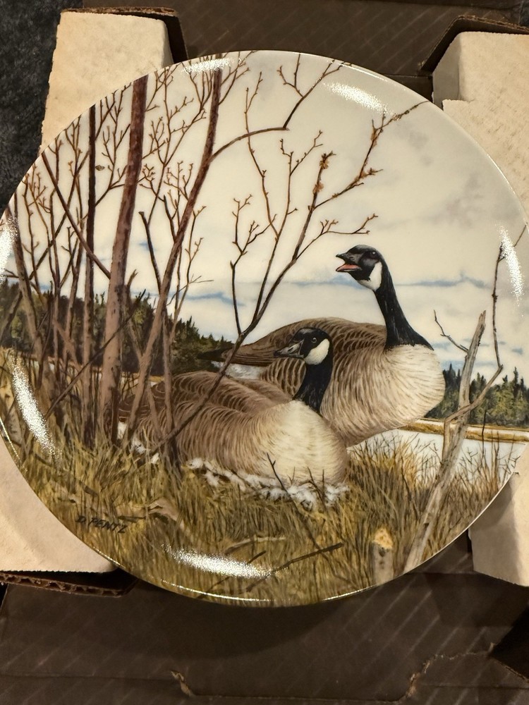 Vintage-“NESTING”-By Donald Pentz-COLLECTOR PLATE-1986 Limited Edition-With COA.