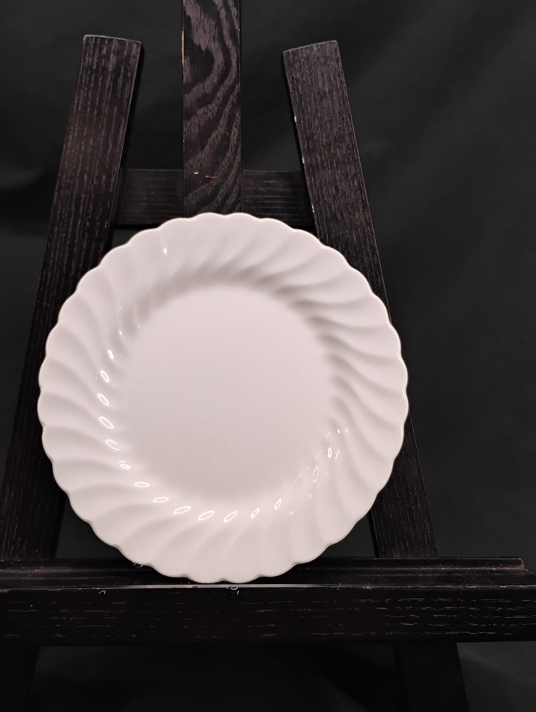 Snowwhite Regeney 6 1/2 In Johnson Bros Made In Ironstone