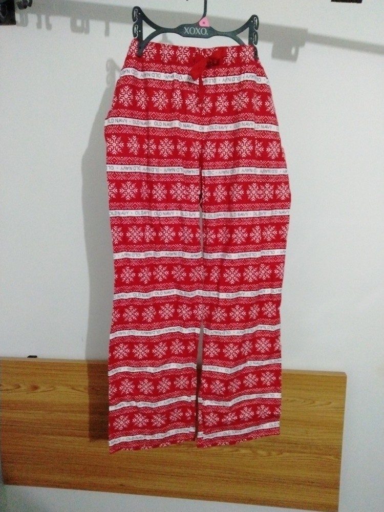 NWT Old Navy Womens Flannel Pajama Pants Red White Snowflake Print Size L