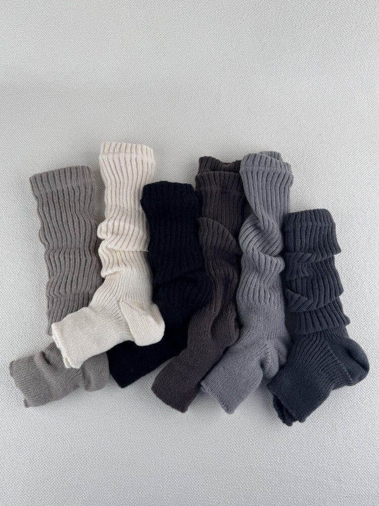 6 pairs of gentle socks for women with snow boots and skates socks