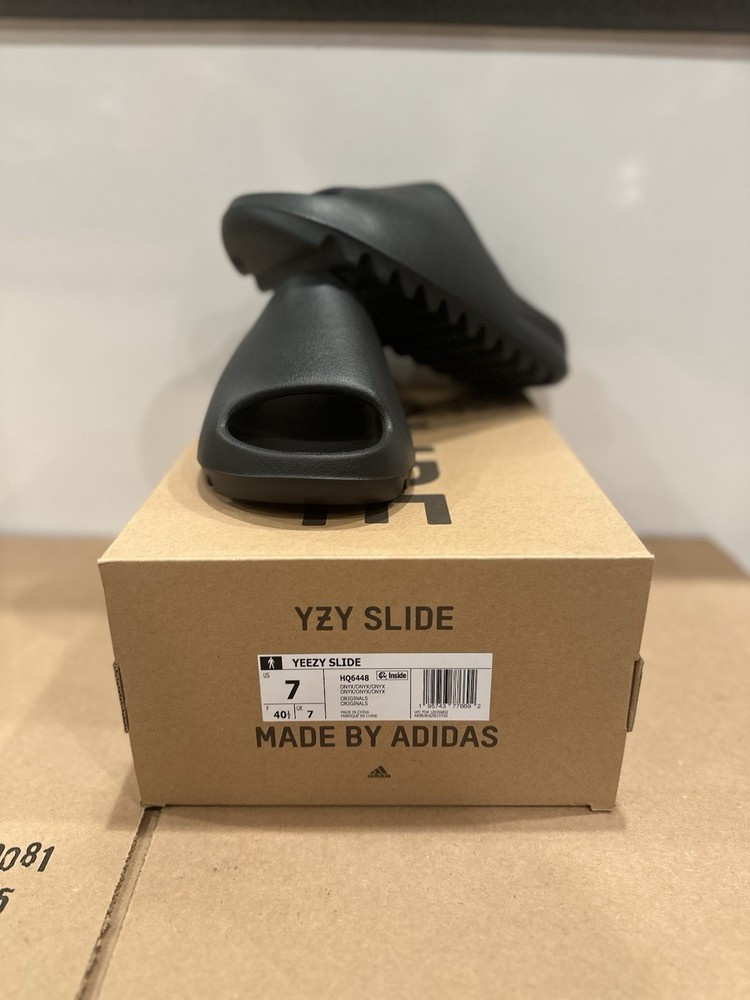 Adidas Yeezy Slide Onyx Sizes 5-13 (100% AUTHENTIC| FAST FREE SHIPPING) HQ6448