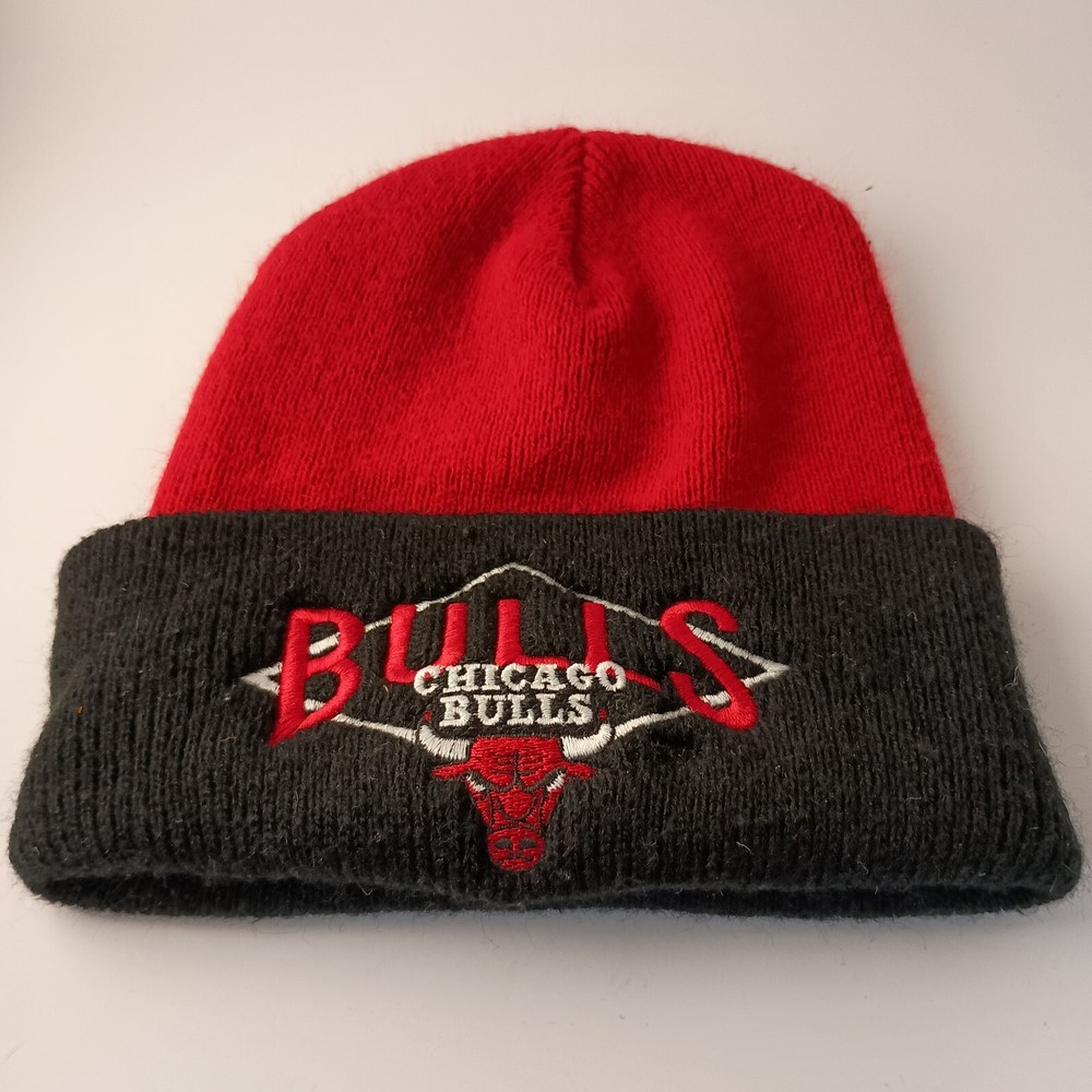 90s Vintage Chicago Bulls Cuffed Beanie by Rossmor Industries Made in USA
