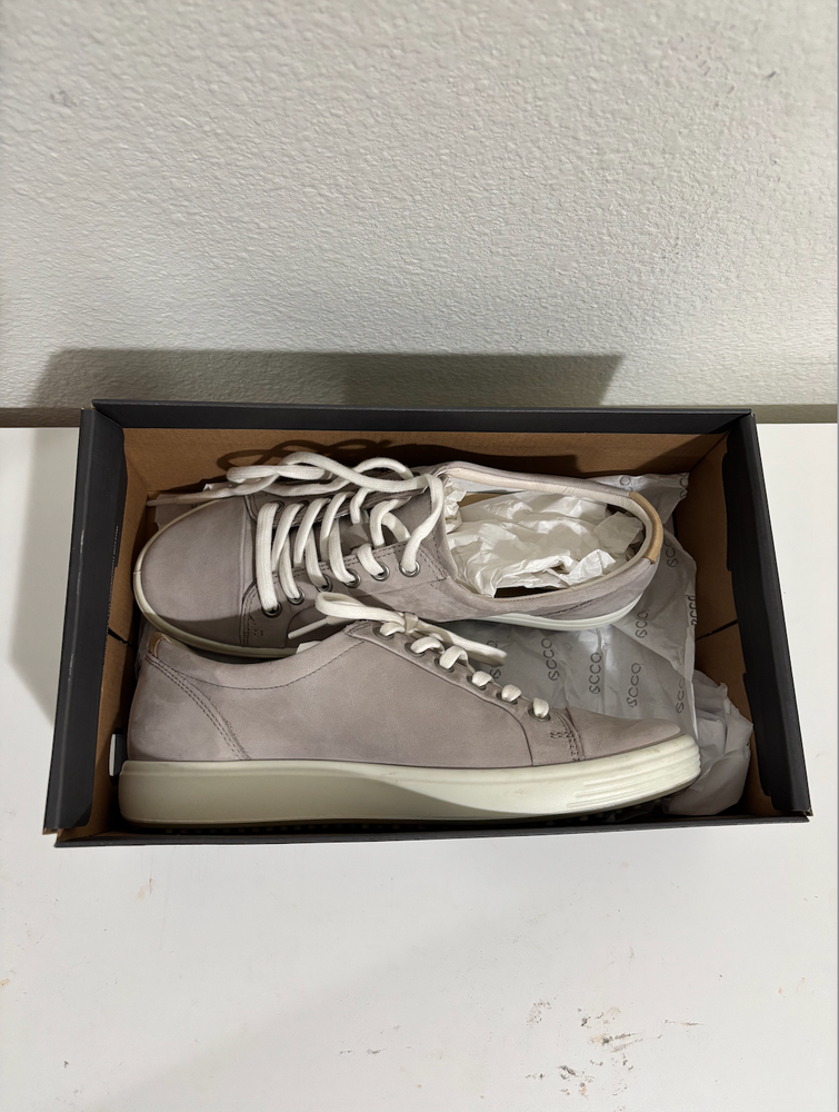 NEW ECCO Soft Shoes Women EU 39 Gray Grey Rose Leather Comfort Casual Sneakers