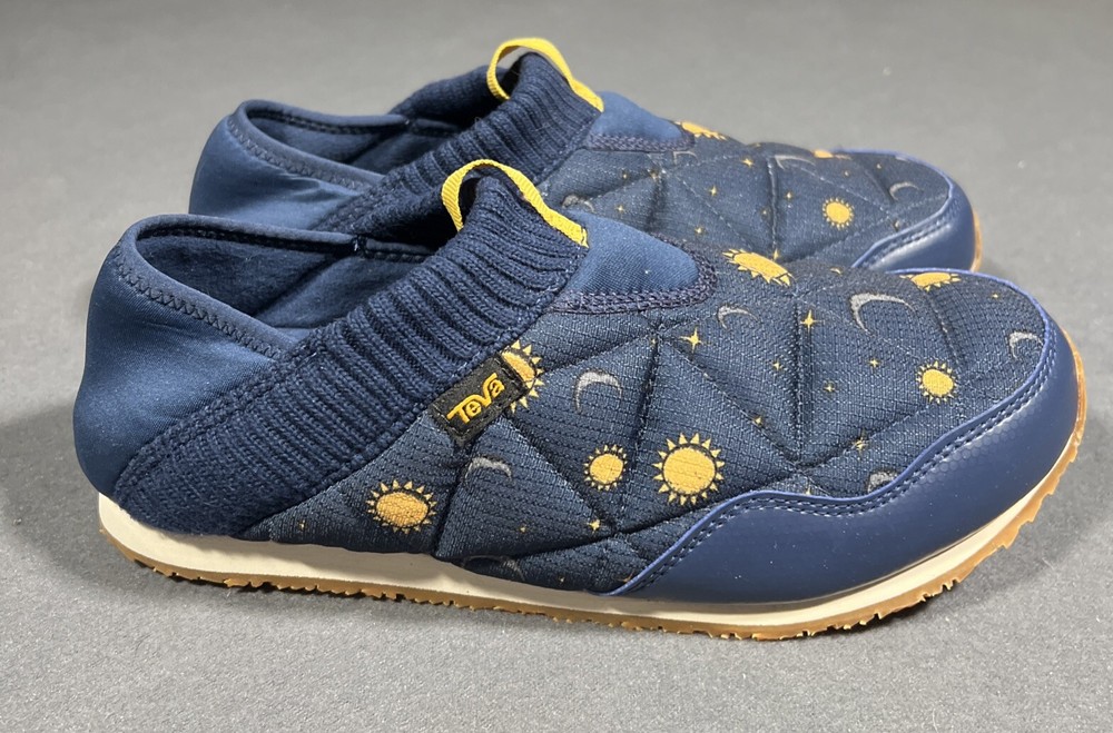 Teva ReEmber Sun Moon Shoes Womens 10 Blue Quilted Slip On Sneaker 1128192