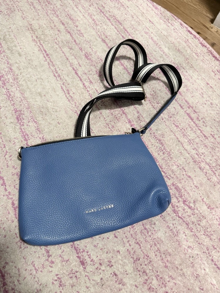 Marc Jacobs THE COSMO LEATHER CROSSBODY BAG in Blue Heaven - No Signs Of Use