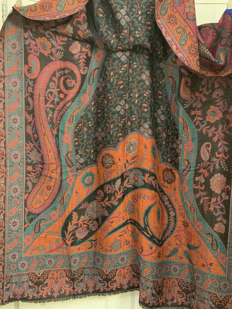 Double-Sided Cashmere Scarf for Women - Luxurious & Soft Style #918