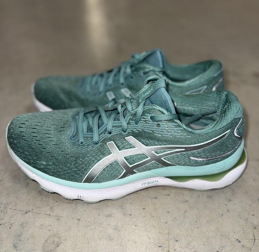 Asics Womens Gel Nimbus 24 Sz 10 Green Silver Running Sneaker Shoe 1012B201