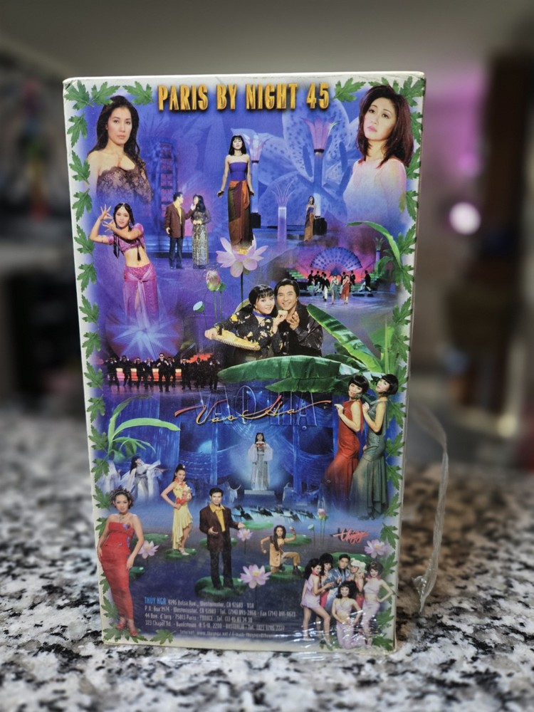Paris By Night 45 Vietnamese VHS:  Vao Ha Various Artists By Thuy Nga 1998