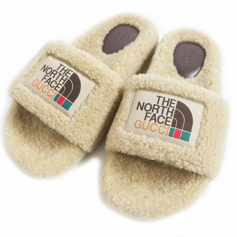 GUCCI x THE NORTH FACE Logo Patch Mouton Boa Sandals Beige Size 39 New Unworn