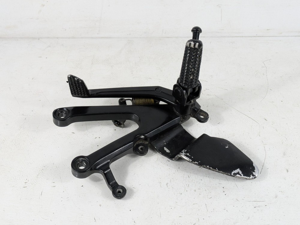 1998 - 1999 Yamaha R1 YZF 1000 Right Rearset Rear Set Foot Rest Peg Brake Pedal