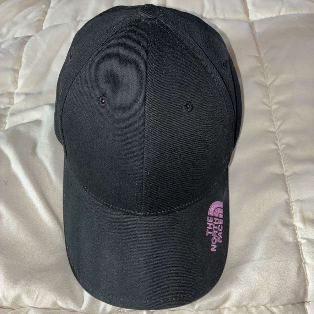 North Face Black Snapback Cap with Pink Embroidery OSFA Womens