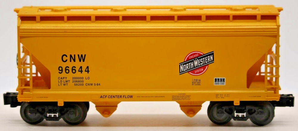 Chicago North Western Yellow Covered Hopper 1:48 Scale O Gauge Train 96644  