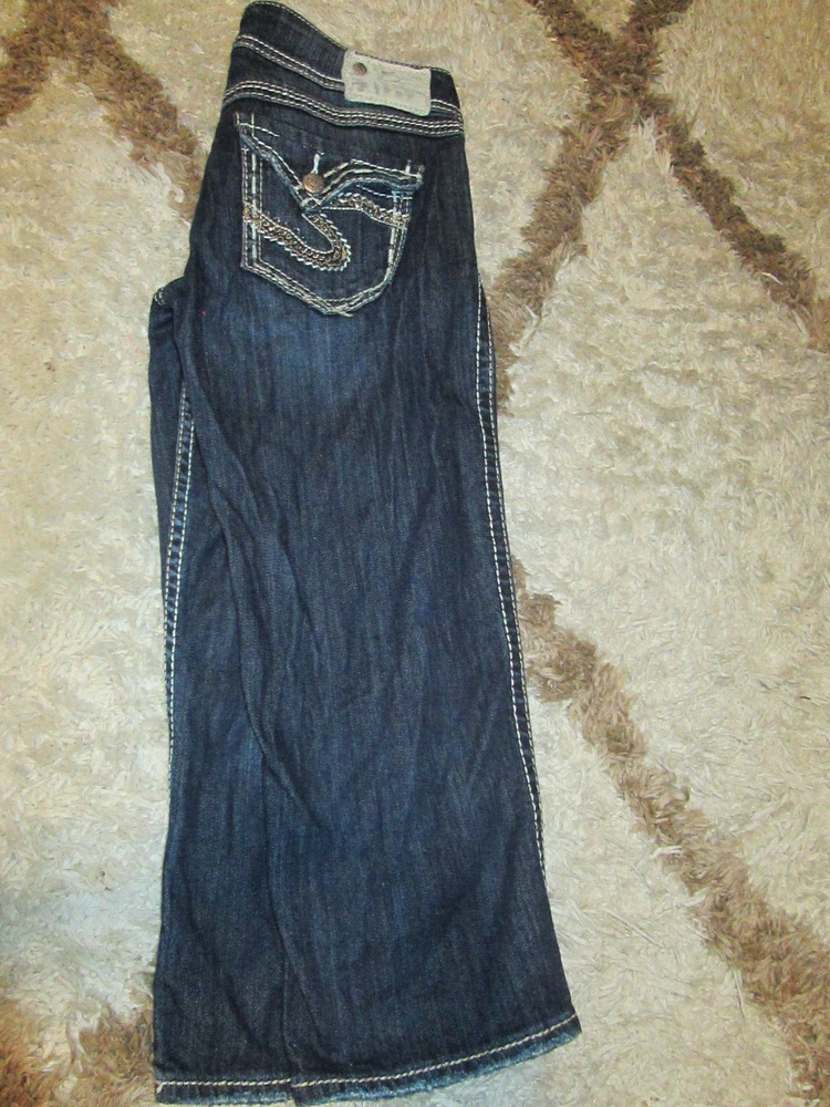 Silver Jeans (29x21) Mckenzie Flap Capri Cropped Embroidered Blue Denim