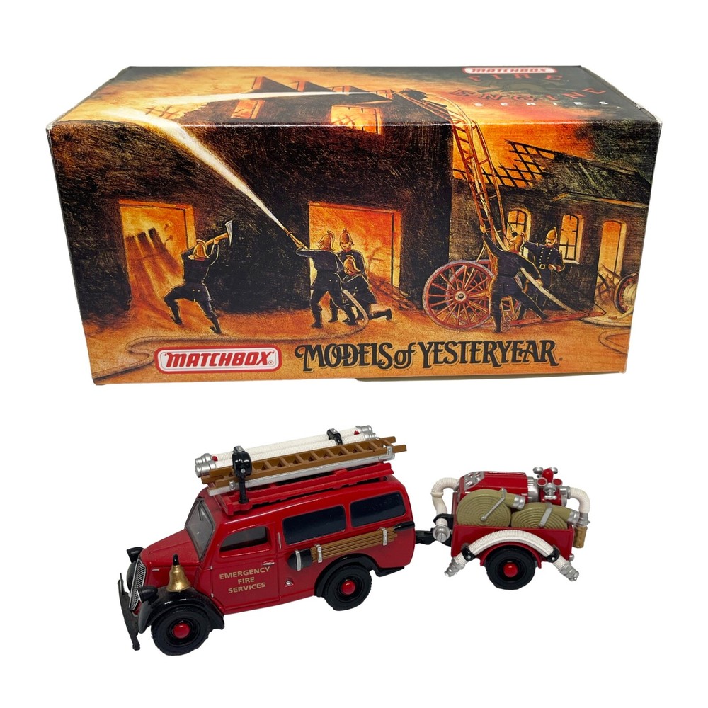 Matchbox 1950 Ford E83W Van YFE18, Yesteryear Vintage Fire Engine Truck 1:43 EUC