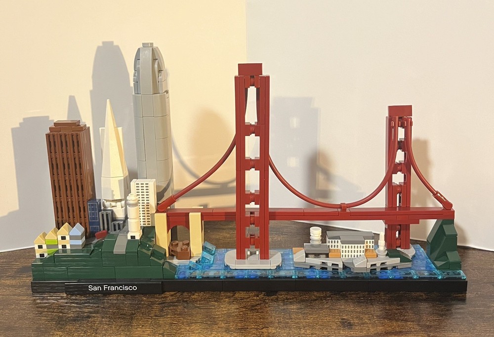 LEGO Architecture San Francisco (21043) Complete No Box or manual