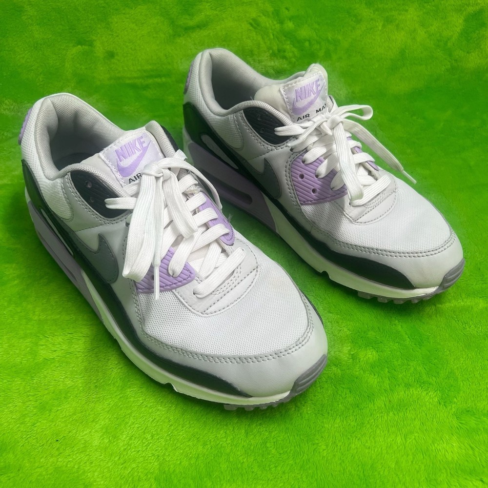 Nike Woman's Air Max 90 Lilac Photon Dust DH8010-103 Size 10 US Streetwear