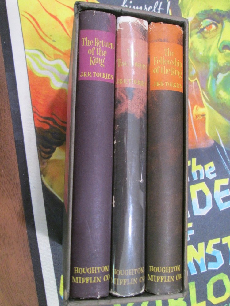 J R R Tolkien LORD OF THE RINGS 1967 Revised Edition in jackets & slipcase 1/1/3