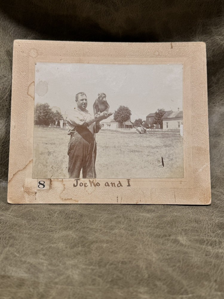 EARLY 20th C. PHOTOGRAPH OF A MAN SMOKING TOBACCO WITH PET MONKEY,  “JOCKO & I”