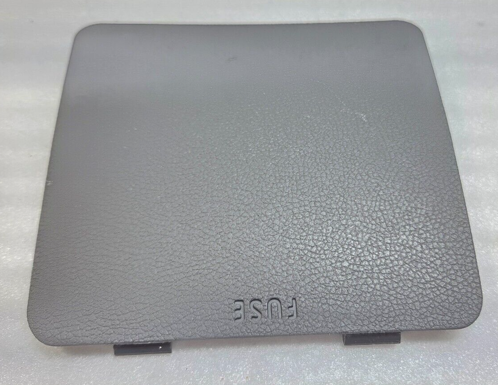 2011-2014 Hyundai Sonata Interior Fuse Box Access Panel Cover Gray 84758-3S000