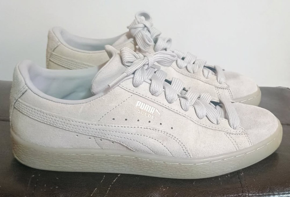 PUMA Suede Women's White Low Top Athletic Sneakers, Breathable, Rubber Sole