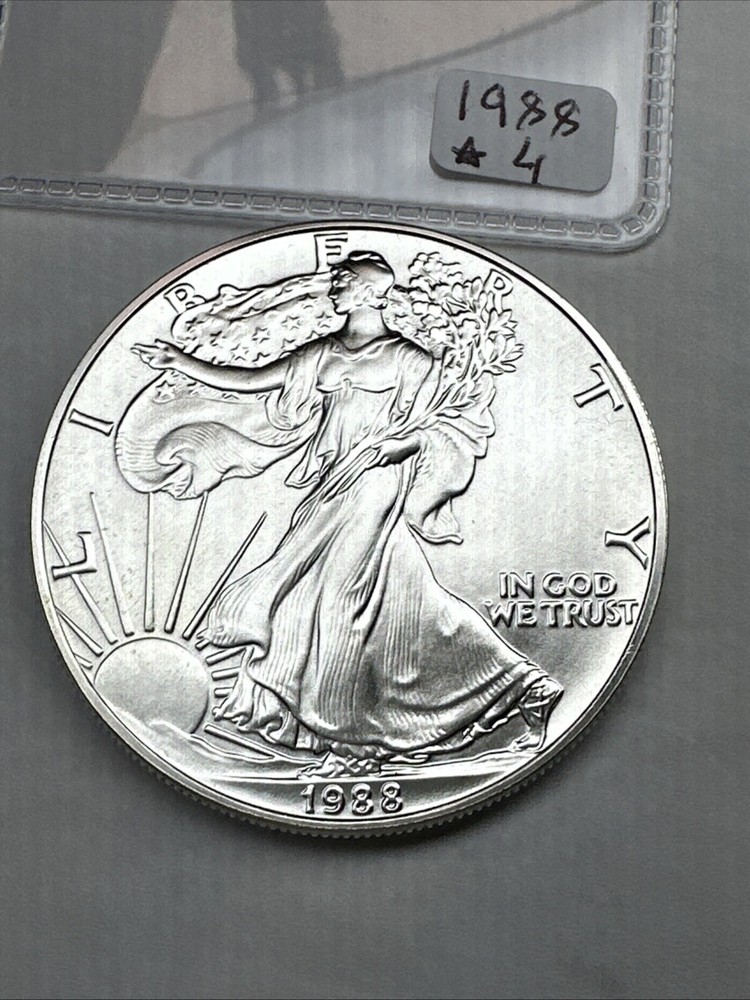 1988 American Silver Eagle Brilliant Uncirculated 1oz 0.999 Fine Silver