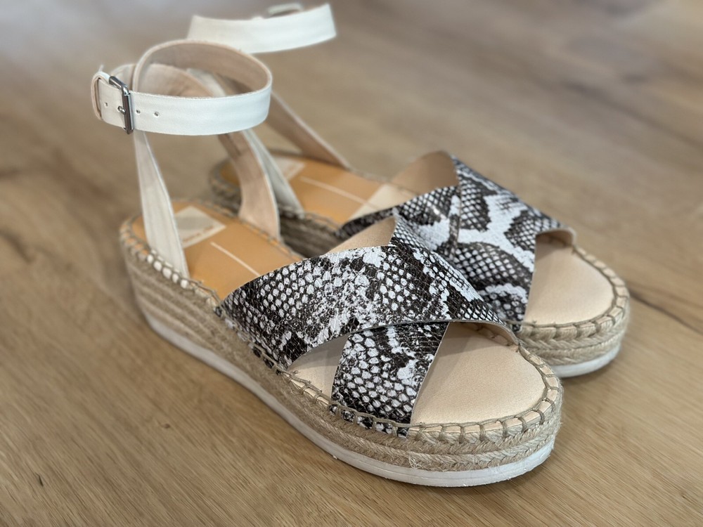 Dolce Vita Women’s Stella Ivory Snake Print Sandal Size 9.5