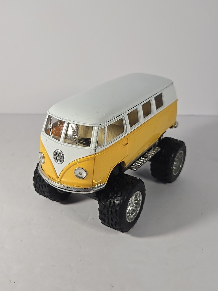 Kinsmart Toy Model 1962 Yellow Volkswagen Classical Bus Off Road Monster Wheels