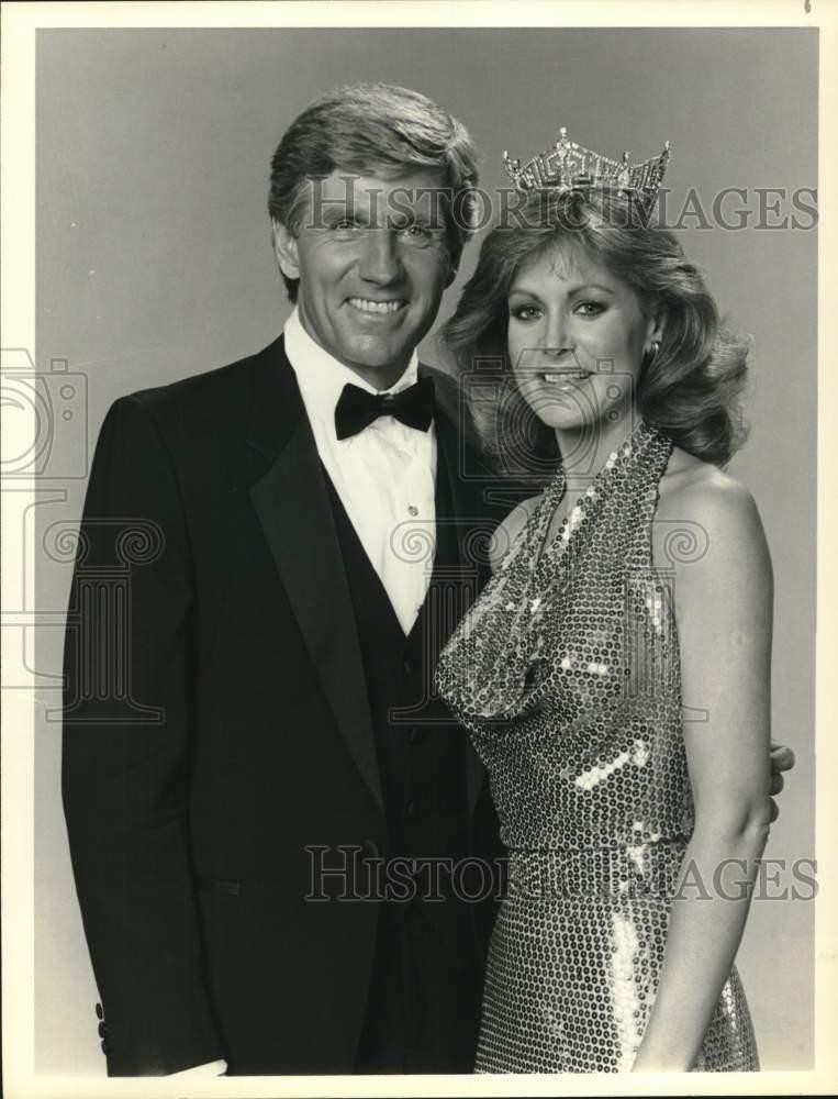 1983 Press Photo Gary Collins and the reigning Miss America Debra Sue Maffett