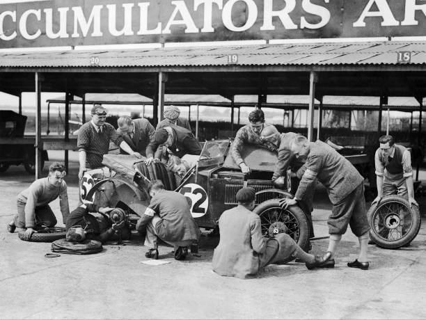 The Austin Team Before Brooklands Douvble-Twelve Race In 1931 Old Photo-image