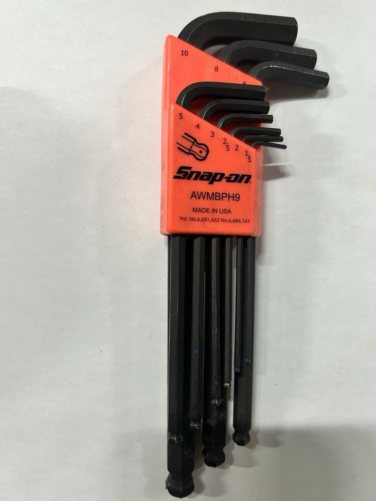 Snap On Tools L-Shape Ball Hex Metric Wrench Set 9-Piece with Screw Holder AWMBPH9