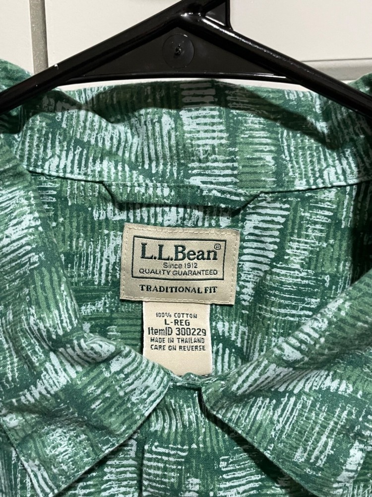 Vintage LL Bean Hawaiian Button Up Short Sleeve Shirt