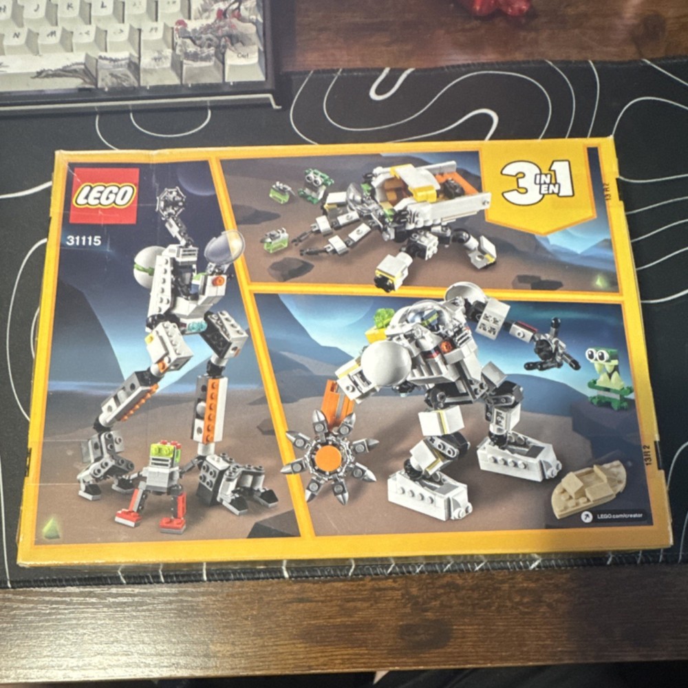 LEGO Space Mining Mech 3 in 1 Creator 31115 Complete Set Box 327 Pieces