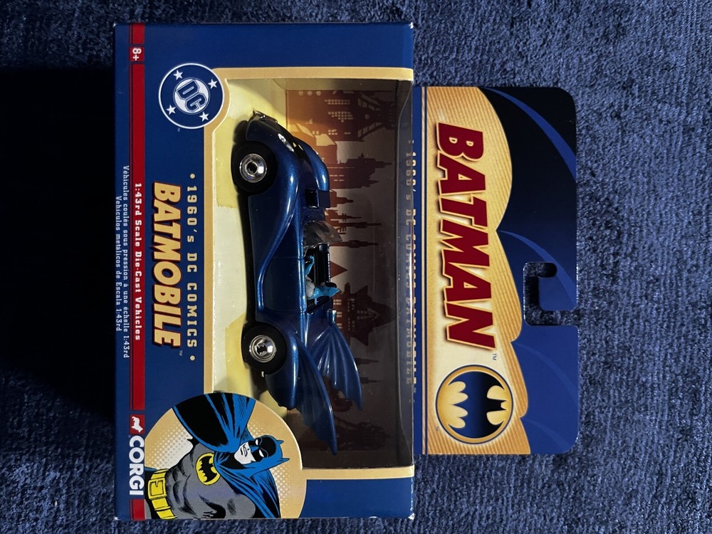 Corgi 1960's DC Comics Batman Batmobile 1:43 Model Die Cast Car #77320 NEW 2005