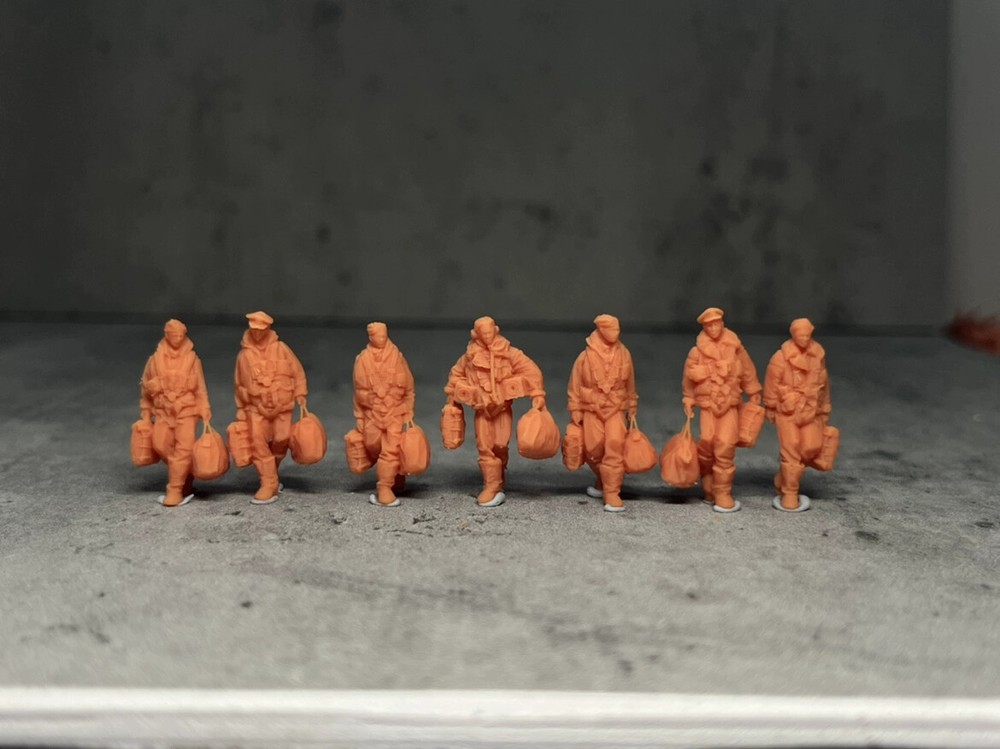 3D Printed Resin 1/48 1/72 WWII American Pilot 7-Person Group Finished Model