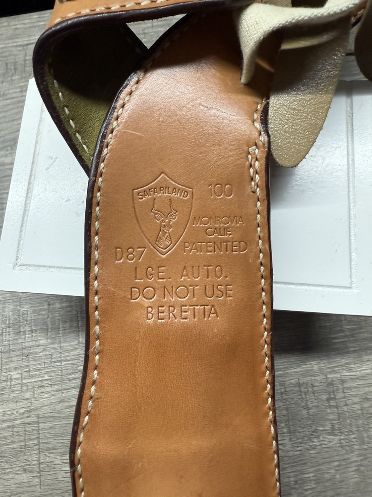Vintage Safariland # 100 Leather LGE Auto Shoulder Holster