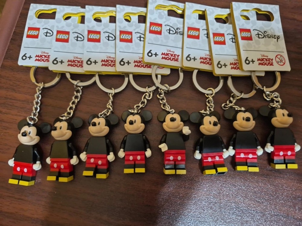 Lego Disney Mickey Mouse Minifigure Keychain Set of 8 New Cute Collectible