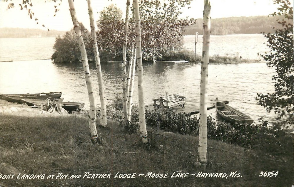 Postcard RPPC 1930s Wisconsin Hayward Boat Landing Father Lodge WI24-3705