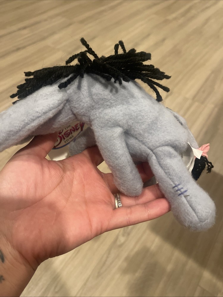 GUND Disney Classic Winnie the Pooh Piglet Stuffed Animal VINTAGE 7.5” New. O7