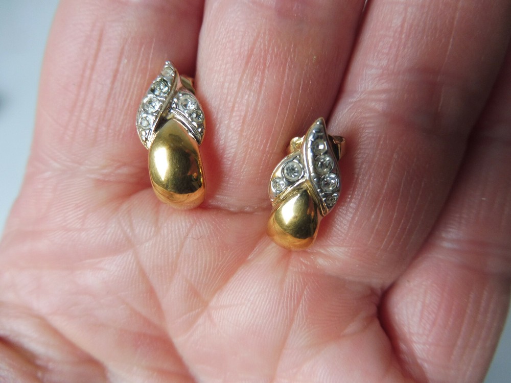 Beautiful Earrings / Ear Studs Gold-Plated with Cut Stones Pierre Lang!
